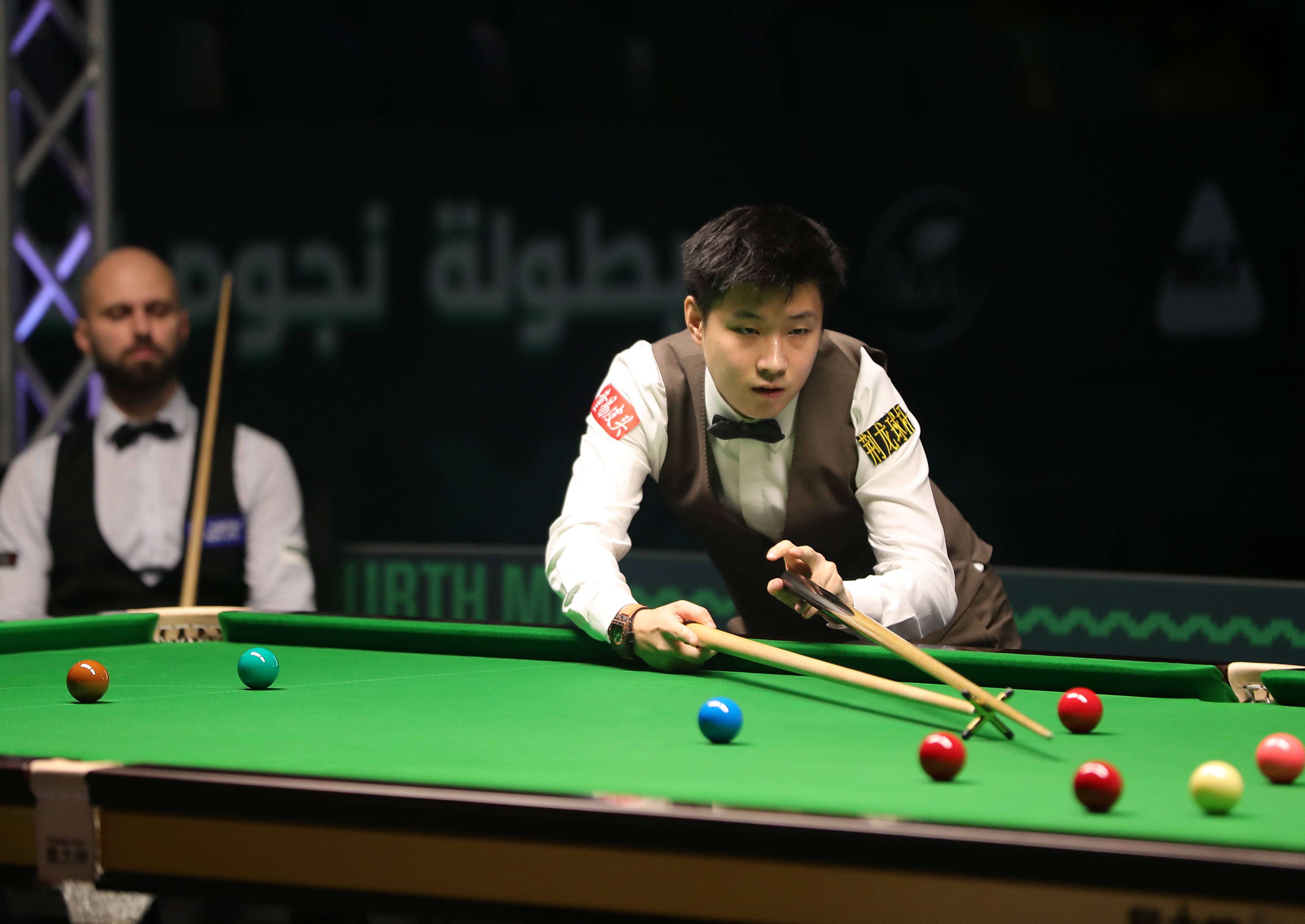 这样的背景 这样的背景