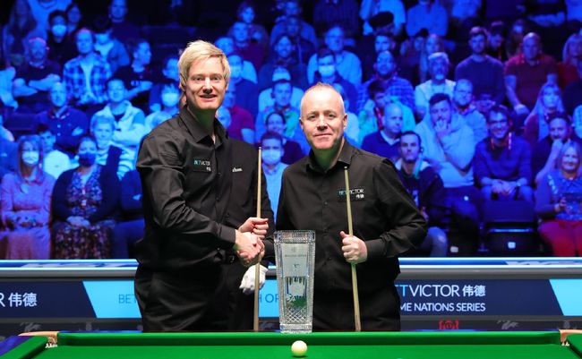 他在关键时 他在关键时