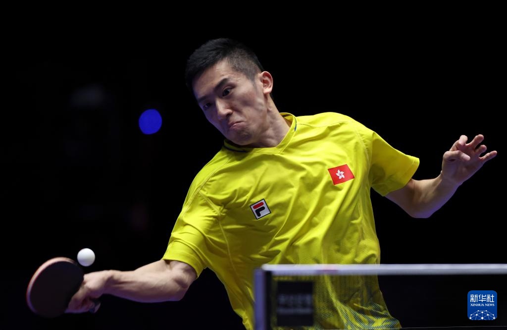 洲足球的动 洲足球的动