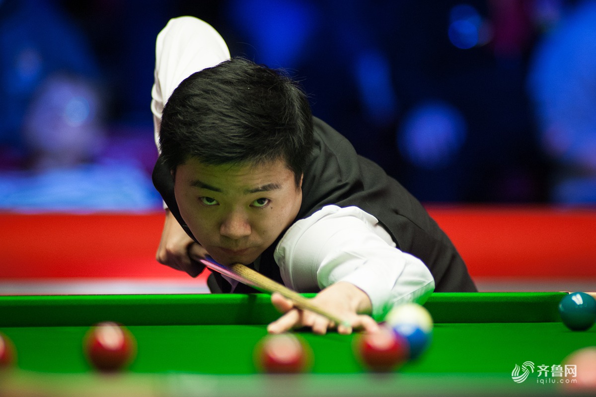 尽管支出庞 尽管支出庞