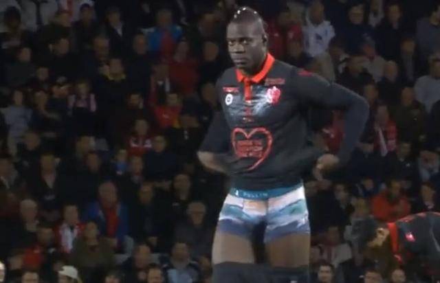 对阵伯恩利 对阵伯恩利